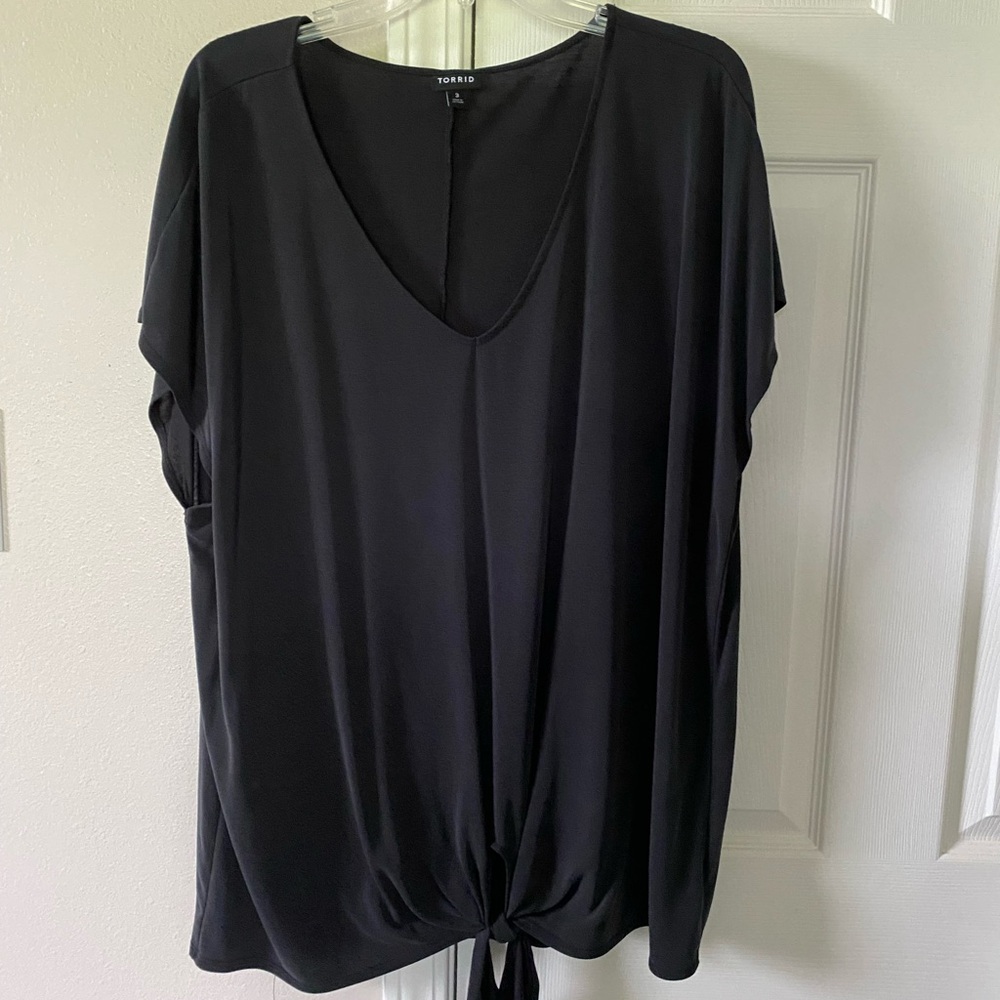 Torrid Black Tie Front Short Sleeve Blouse